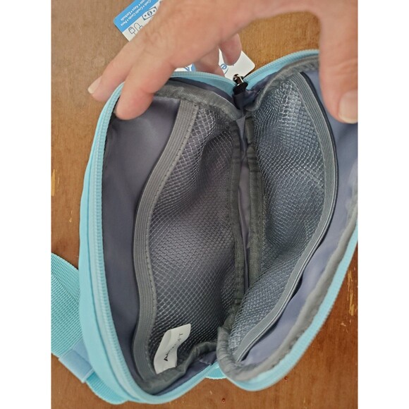 AeroLoft Anywhere Belt Bag For Him or Her Shoulder or Waist Zippered Travel Bag - Picture 4 of 10